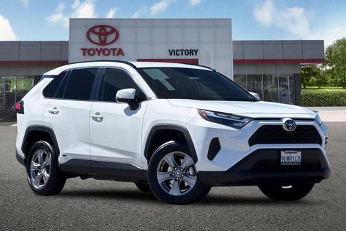 2025 Toyota RAV4 Hybrid LE