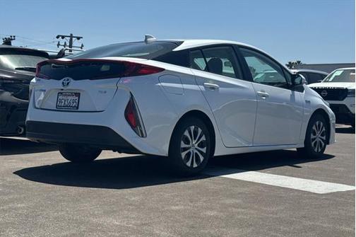 2021 Toyota Prius Prime XLE