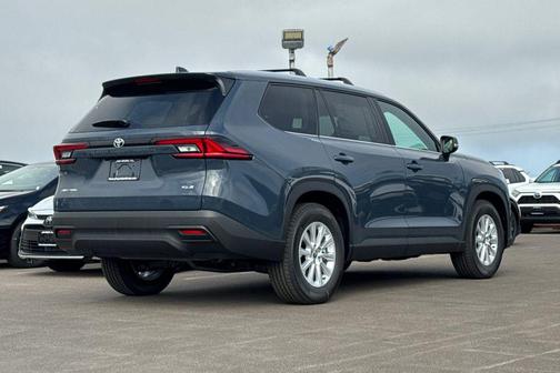 Storm Cloud 2026 Toyota Grand Highlander Hybrid XLE
