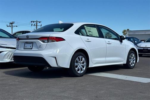 2025 Toyota Corolla Hybrid LE