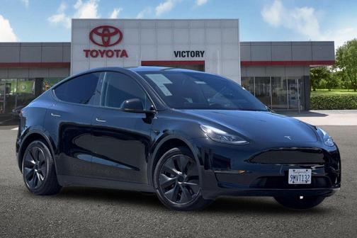 Solid Black 2024 Tesla Model Y Long Range Single Motor Rear-Wheel Drive