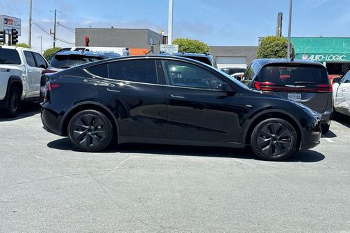 Solid Black 2024 Tesla Model Y Long Range Single Motor Rear-Wheel Drive