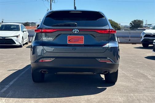 2024 Toyota Venza LE