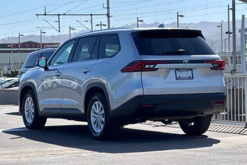 2025 Toyota Grand Highlander XLE