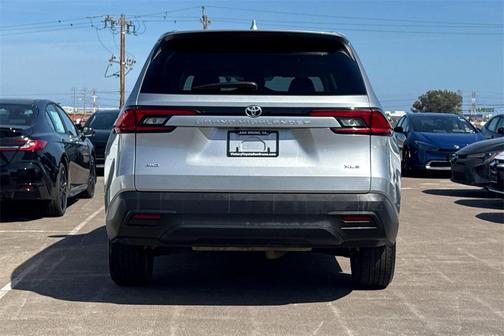 2025 Toyota Grand Highlander XLE