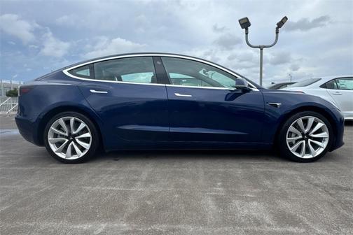 2018 Tesla Model 3 Long Range