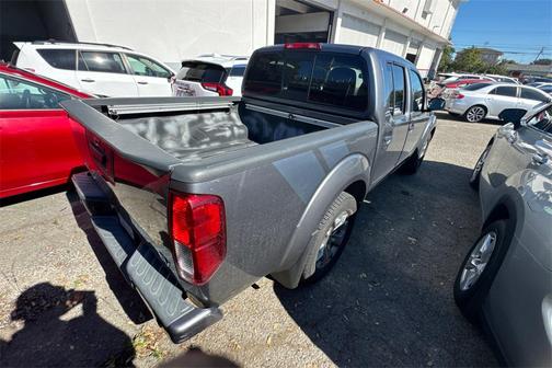 2021 Nissan Frontier SV