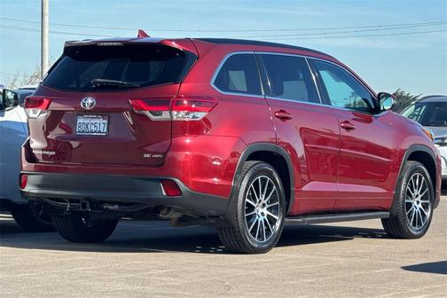 2018 Toyota Highlander SE