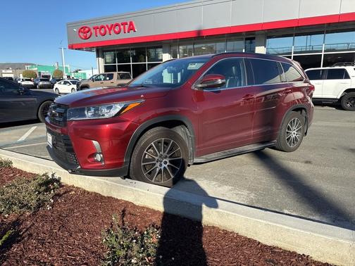 2018 Toyota Highlander SE