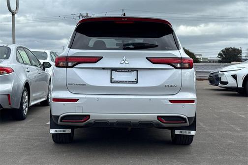 2024 Mitsubishi Outlander PHEV SE Ralliart