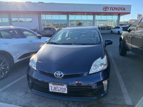 2015 Toyota Prius Three