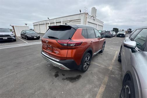 2023 Nissan Rogue Platinum