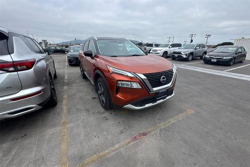 2023 Nissan Rogue Platinum