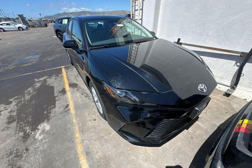 Midnight Black Metallic 2025 Toyota Camry LE