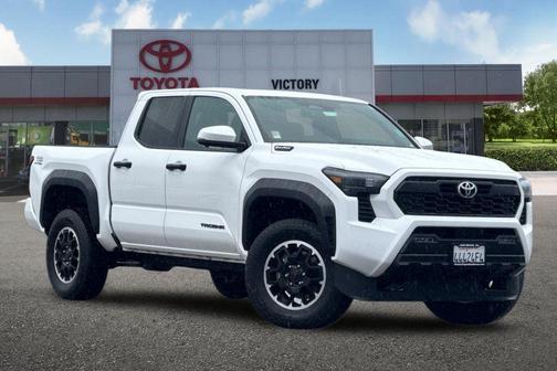 2025 Toyota Tacoma Hybrid TRD Off Road