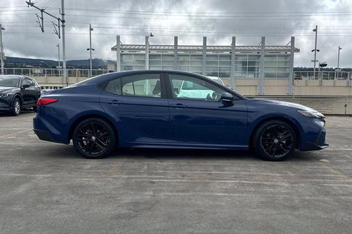 Reservoir Blue 2025 Toyota Camry SE