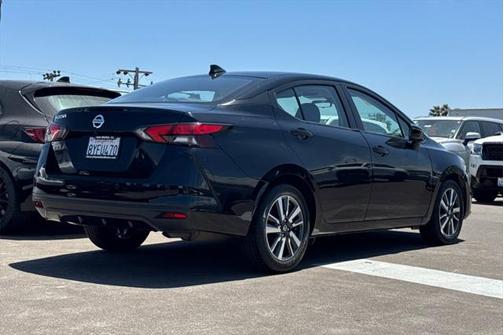 2021 Nissan Versa 1.6 SV