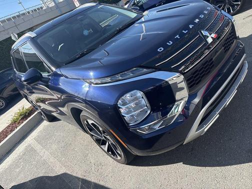 2022 Mitsubishi Outlander SEL 2.5 2WD