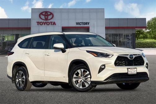 2025 Toyota Highlander Hybrid XLE