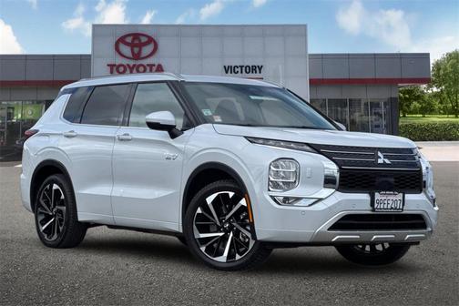 2024 Mitsubishi Outlander PHEV SEL