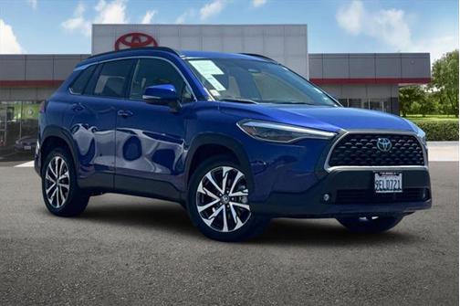 2023 Toyota Corolla Cross XLE