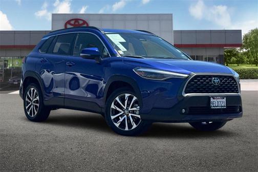 2023 Toyota Corolla Cross XLE