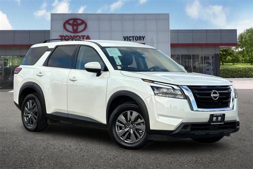 2024 Nissan Pathfinder SV 4WD