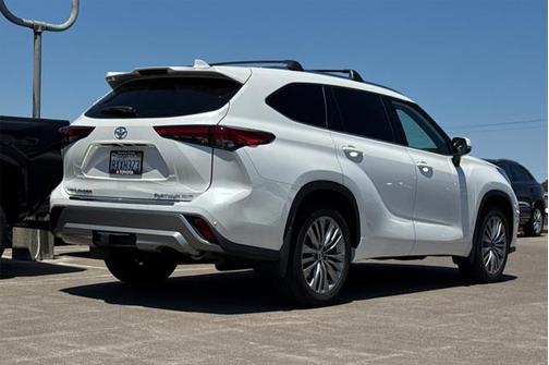 2021 Toyota Highlander Platinum
