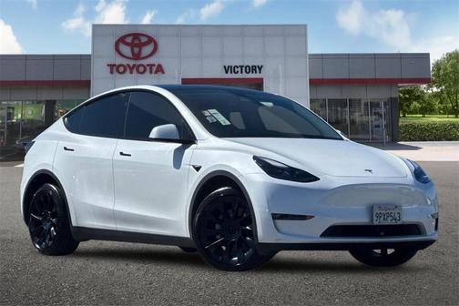 2025 Tesla Model Y Long Range Dual Motor All-Wheel Drive