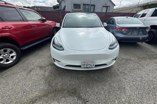 2025 Tesla Model Y Long Range Dual Motor All-Wheel Drive