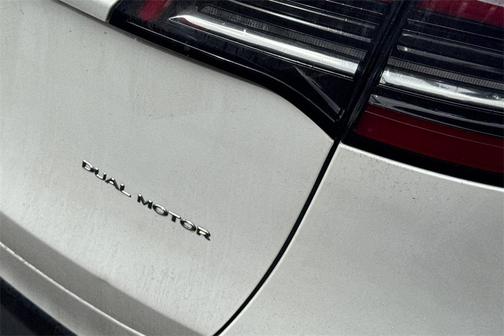 2025 Tesla Model Y Long Range Dual Motor All-Wheel Drive