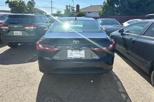 2025 Toyota Camry LE