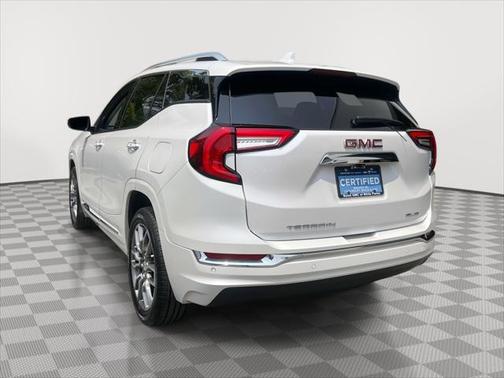 2022 GMC Terrain Denali