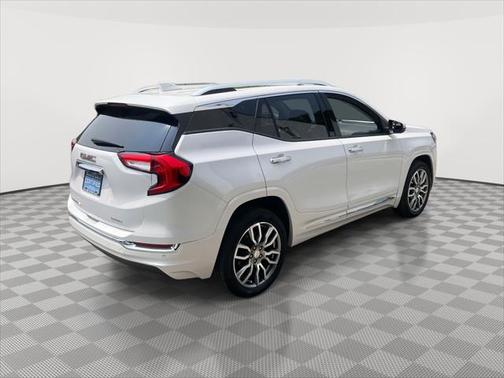 2022 GMC Terrain Denali