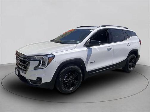 2022 GMC Terrain AWD AT4