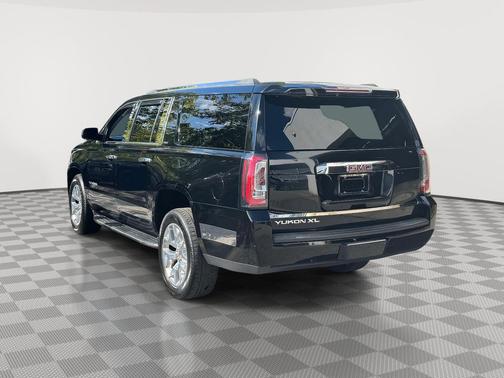 2020 GMC Yukon XL SLT