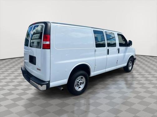 2023 GMC Savana 2500 Work Van