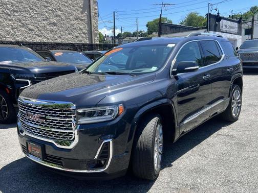 2022 GMC Acadia Denali