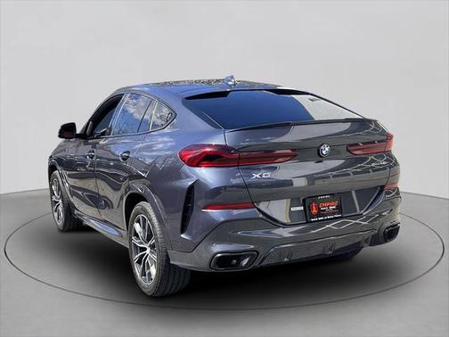 2022 BMW X6 xDrive40i