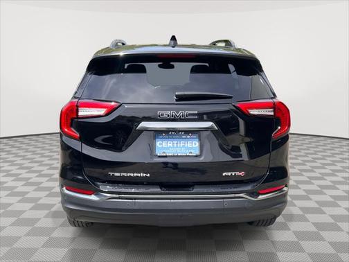 2022 GMC Terrain AWD AT4