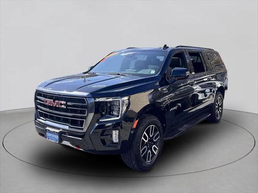 2023 GMC Yukon XL 4WD AT4