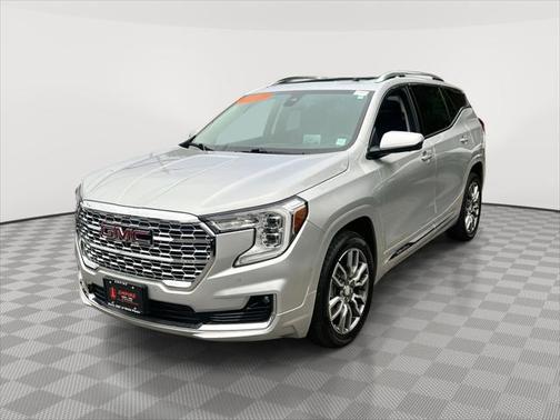 2022 GMC Terrain Denali