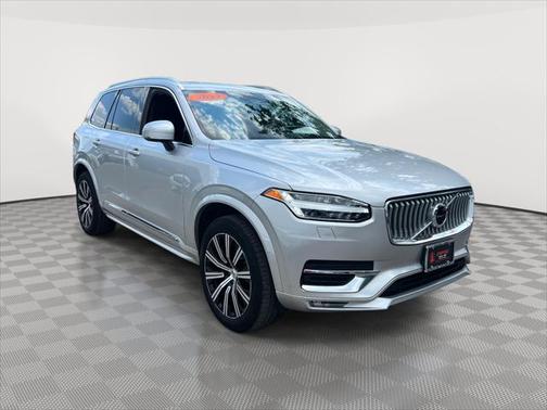 2022 Volvo XC90 T6 Inscription