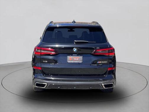 2023 BMW X5 M50i