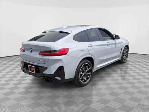 2024 BMW X4 M40i