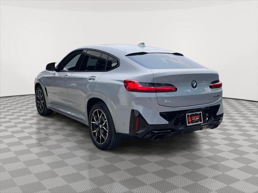 2024 BMW X4 M40i