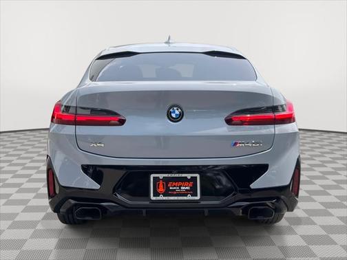 2024 BMW X4 M40i