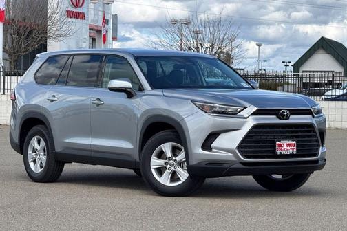 2026 Toyota Grand Highlander Hybrid LE