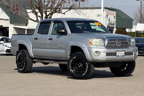2005 Toyota Tacoma PreRunner Double Cab