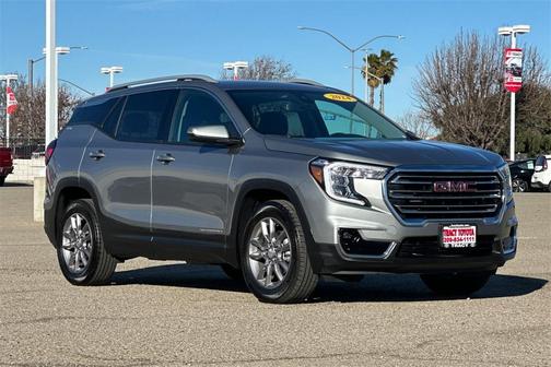 2024 GMC Terrain SLT